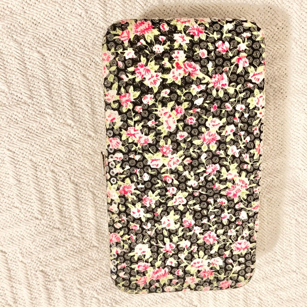 Small flower wallet